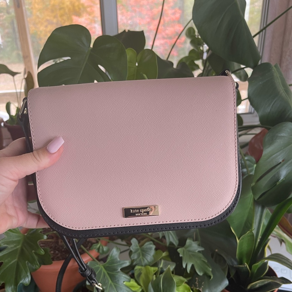 EXCELLENT condition Kate Spade shoulder bag